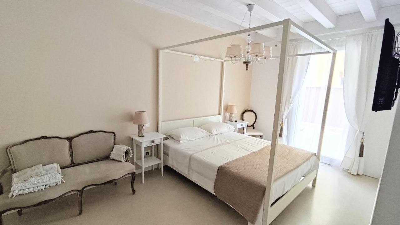 Vanilla Apartment *