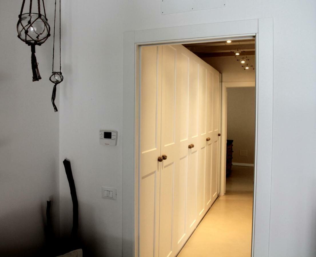 Vanilla Apartment *